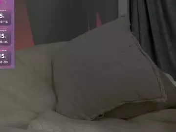 Sunnypeachx from Chaturbate