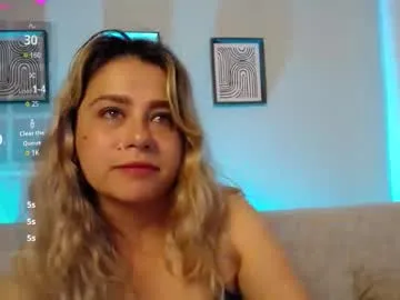 sweet_bella_valery_ on Chaturbate 