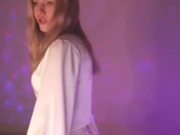 sweet_caramelk from Chaturbate