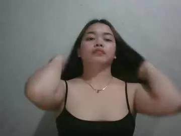 sweet_mae28xx from Chaturbate