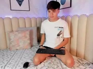 sweet_petter from Chaturbate