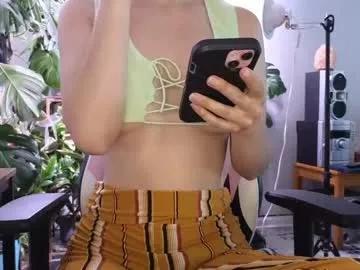 sweetandsassydee from Chaturbate