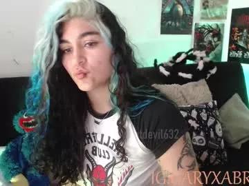 sweetdevil631 from Chaturbate