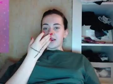 sweetiekendl from Chaturbate