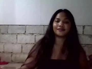 sweetlexypinay19 from Chaturbate