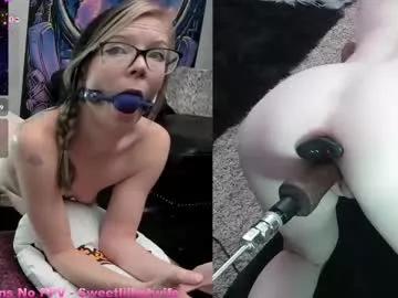 sweetlilraven from Chaturbate