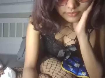sweetlilyinthewild from Chaturbate
