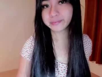 sweetlovepinay04 from Chaturbate