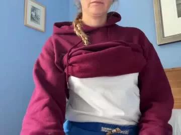 Sweetpiee from Chaturbate
