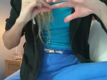 Sweetpiee from Chaturbate
