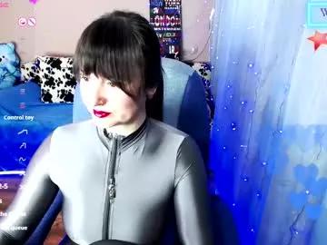 sweetsunnymila from Chaturbate