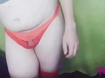 sweetvalerietinybig from Chaturbate