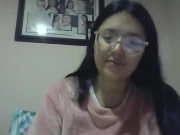 Sweetyypeach from Chaturbate