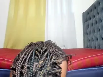 Tara9hippo from Chaturbate