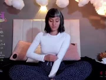 tati_cardenas from Chaturbate