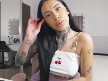tattoodoll18 from Chaturbate