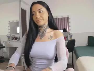 tattoodoll18 from Chaturbate