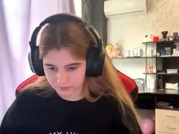 Tenishamilin from Chaturbate