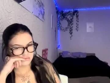 Tenniegirres from Chaturbate