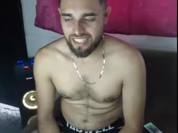 tevezbien on Chaturbate 