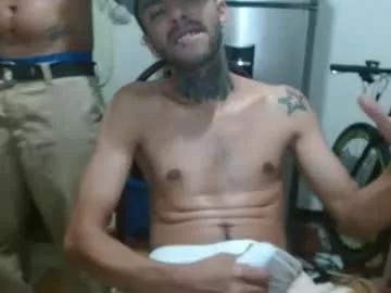 Thehousedog from Chaturbate