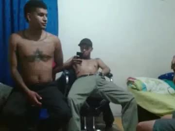 Thehousedog from Chaturbate