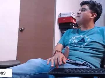 Thor0200 from Chaturbate