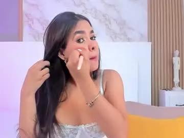 Tianaglow4 from Chaturbate
