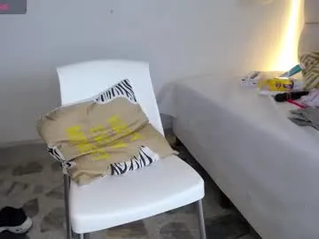 Tiffany___pink from Chaturbate