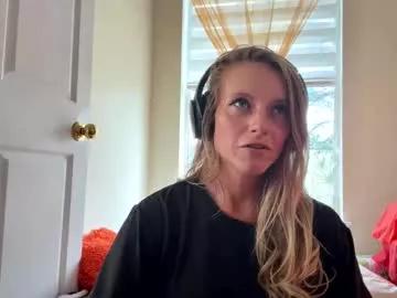 tiffanydove from Chaturbate