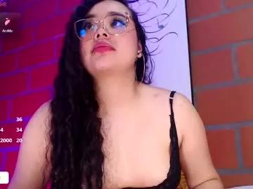 tiffanygiil from Chaturbate