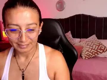 tina_moon2 from Chaturbate is Freechat