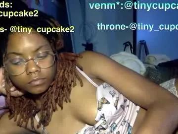 Tiny_cupcake2 from Chaturbate
