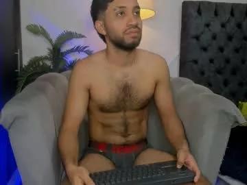 tommyolimpo from Chaturbate