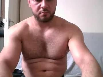 tommyy19901 from Chaturbate