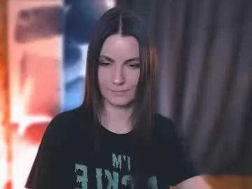 too_beautiful from Chaturbate