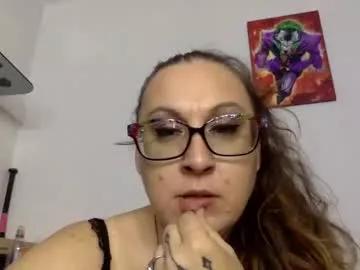 Toochillcouple420 from Chaturbate