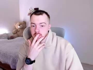 toohornyserj from Chaturbate
