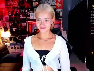 Cling to live show with totallysp1ce from Chaturbate 