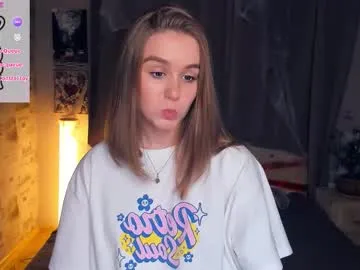 trinahillier from Chaturbate is Freechat