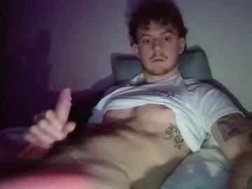 Twinkyboy85 from Chaturbate