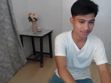 urcuteguy_jhonx from Chaturbate