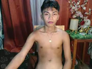 urguy_marco from Chaturbate
