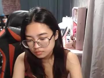 urlovelychinita from Chaturbate is Freechat