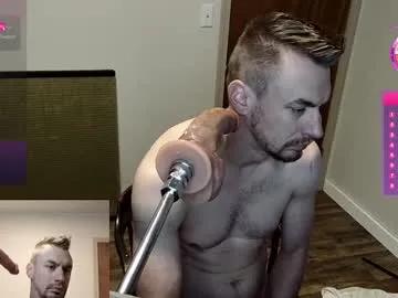 Usemythroat664034 from Chaturbate