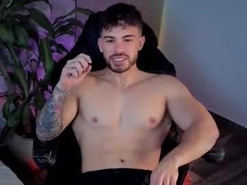 Valenthinoking from Chaturbate