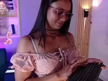 velvet_amara from Chaturbate
