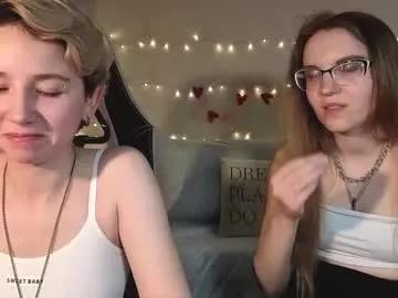 velvetvalkyries from Chaturbate