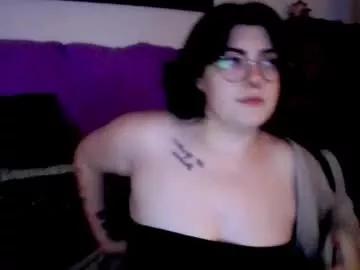 Venttomommy from Chaturbate