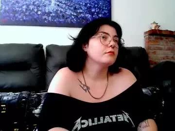 Venttomommy from Chaturbate
